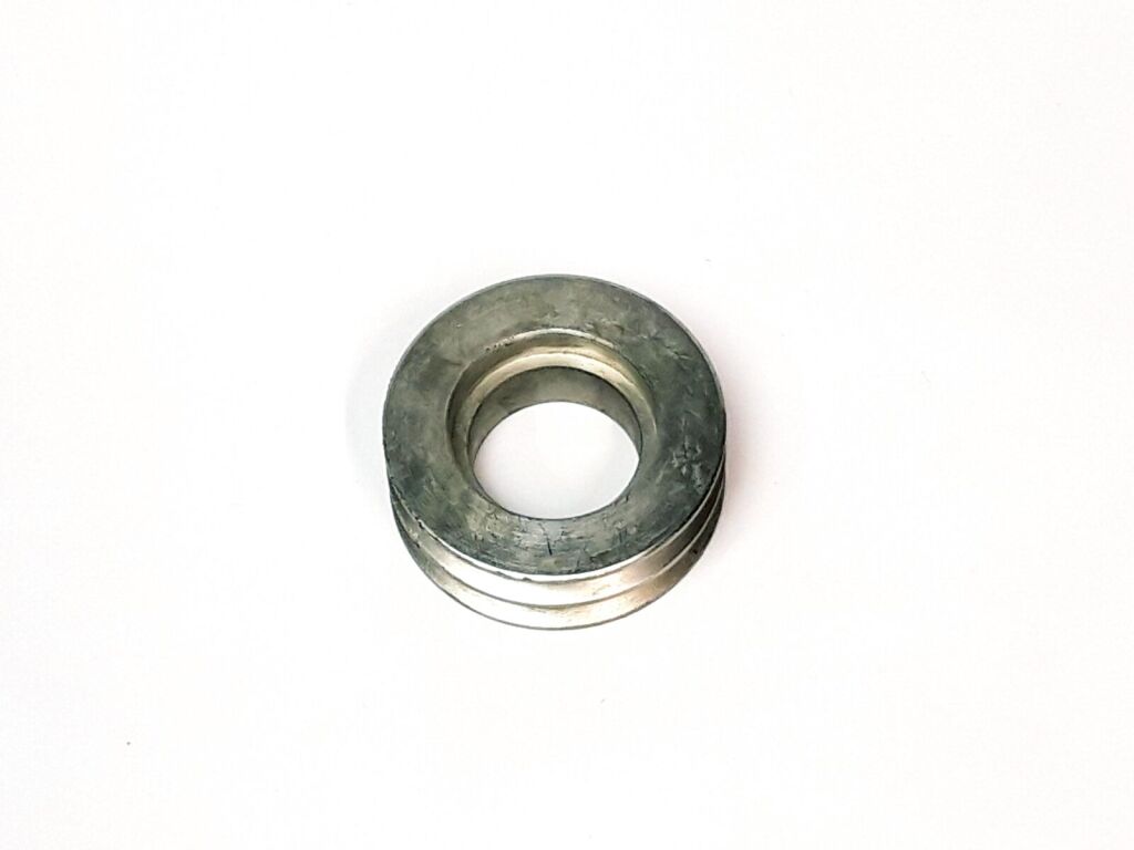 Driven belt wheel