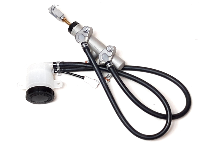 MASTER CYLINDER