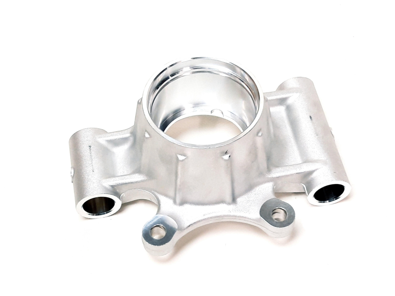 REAR LEFT WHEEL AXLE SUPPORT
