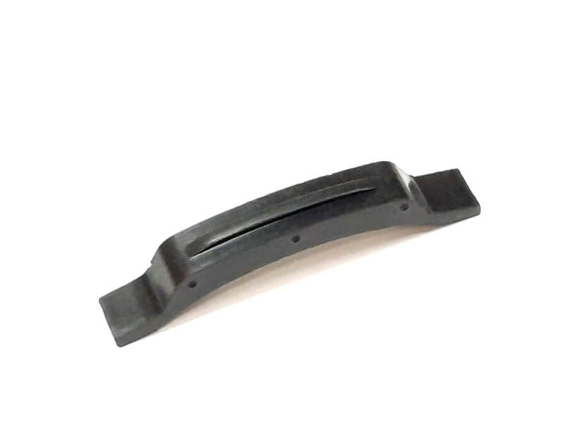 Chain guide plate
