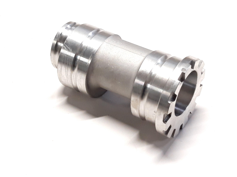 Rear Eccentric Wheel Bearing Housing