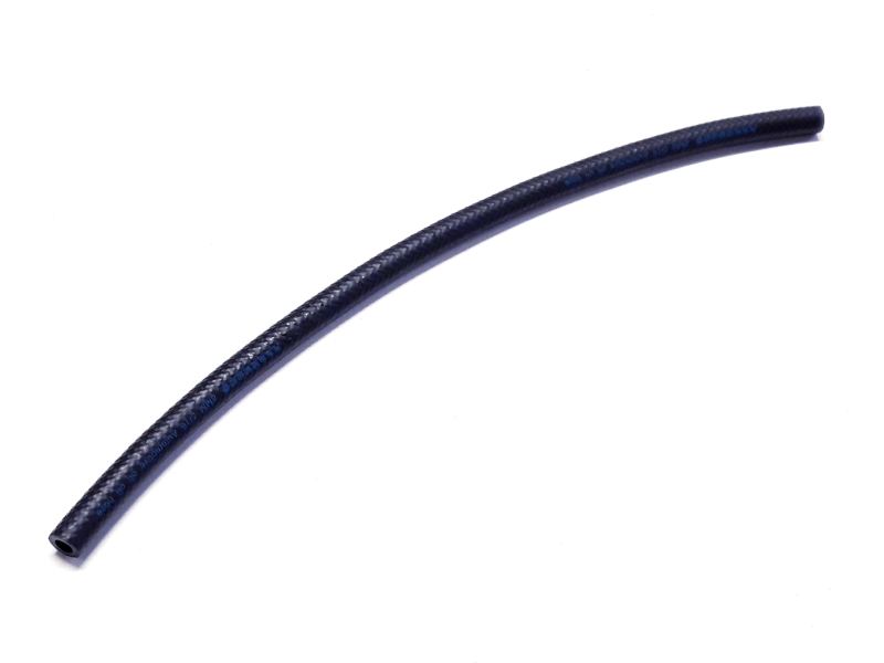 Engine fuel inlet pipe