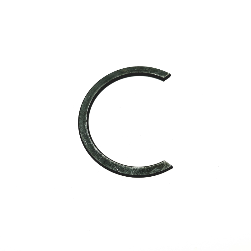 RETAINER, CROSS