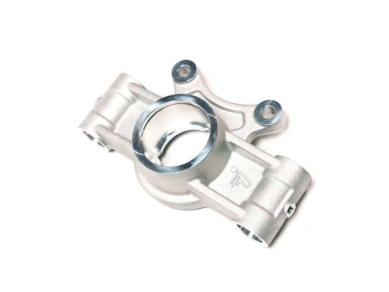 RL WHEEL AXLE SUPPORT