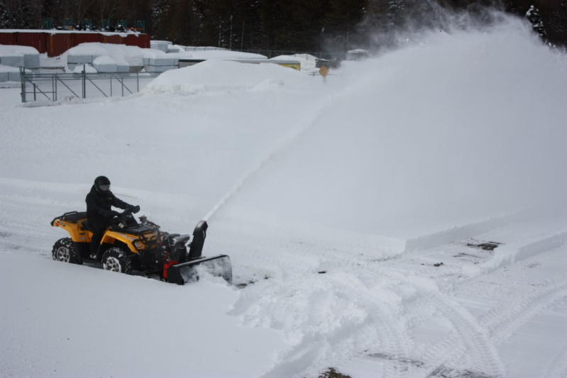 BERCOMAC Professional Snowblower 48" (122 cm) Vanguard Engine 14HP